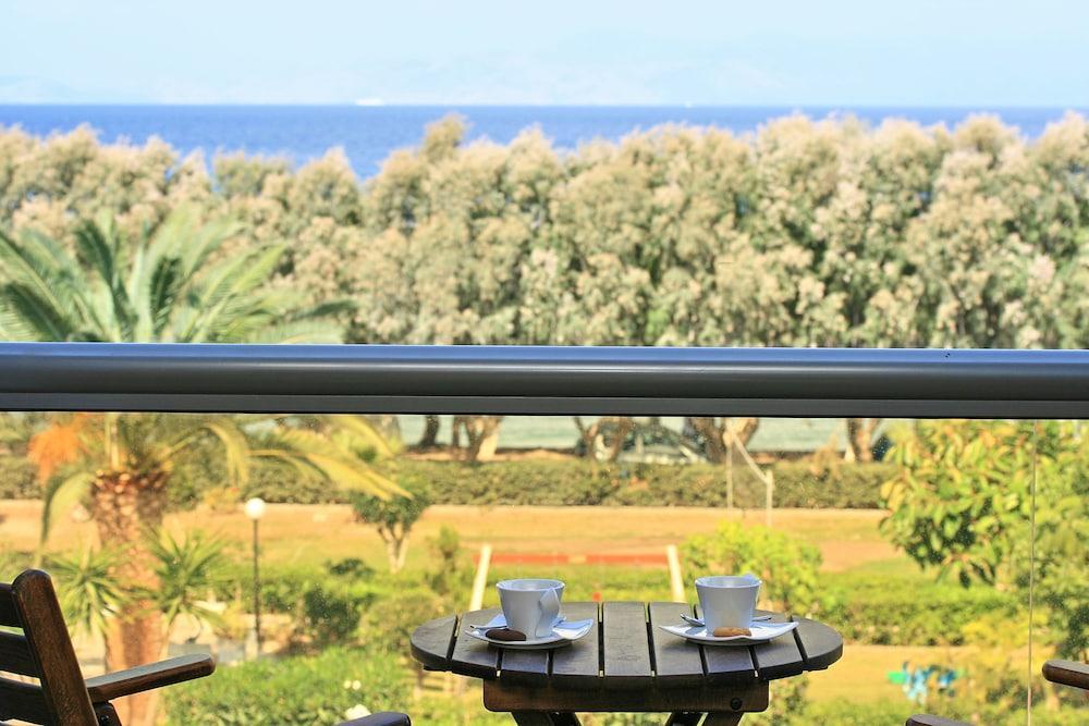 All Senses Ocean Blue Sea Side Resort (Adults Only) Petaloudes المظهر الخارجي الصورة
