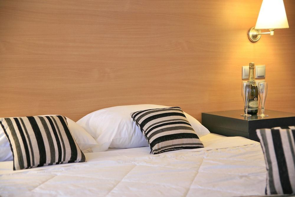 All Senses Ocean Blue Sea Side Resort (Adults Only) Petaloudes المظهر الخارجي الصورة
