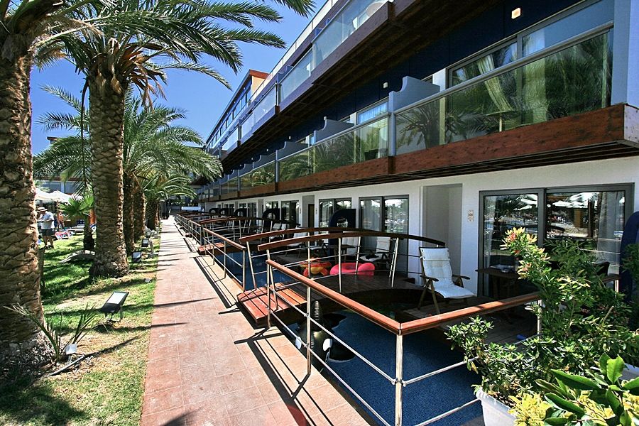 All Senses Ocean Blue Sea Side Resort (Adults Only) Petaloudes المظهر الخارجي الصورة